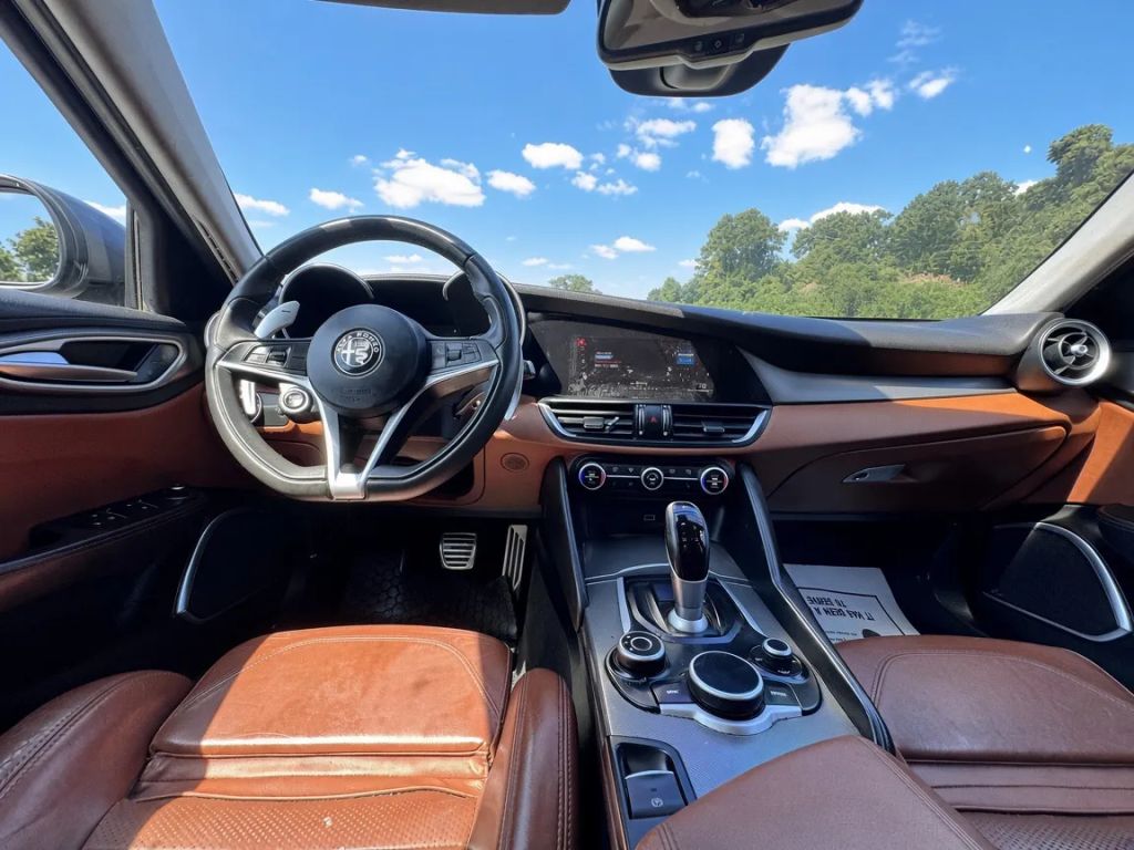 alfa romeo giulia 2018 ZARFAECN0J7578593 image alfa romeo giulia 2018 ZARFAECN0J7578593 image